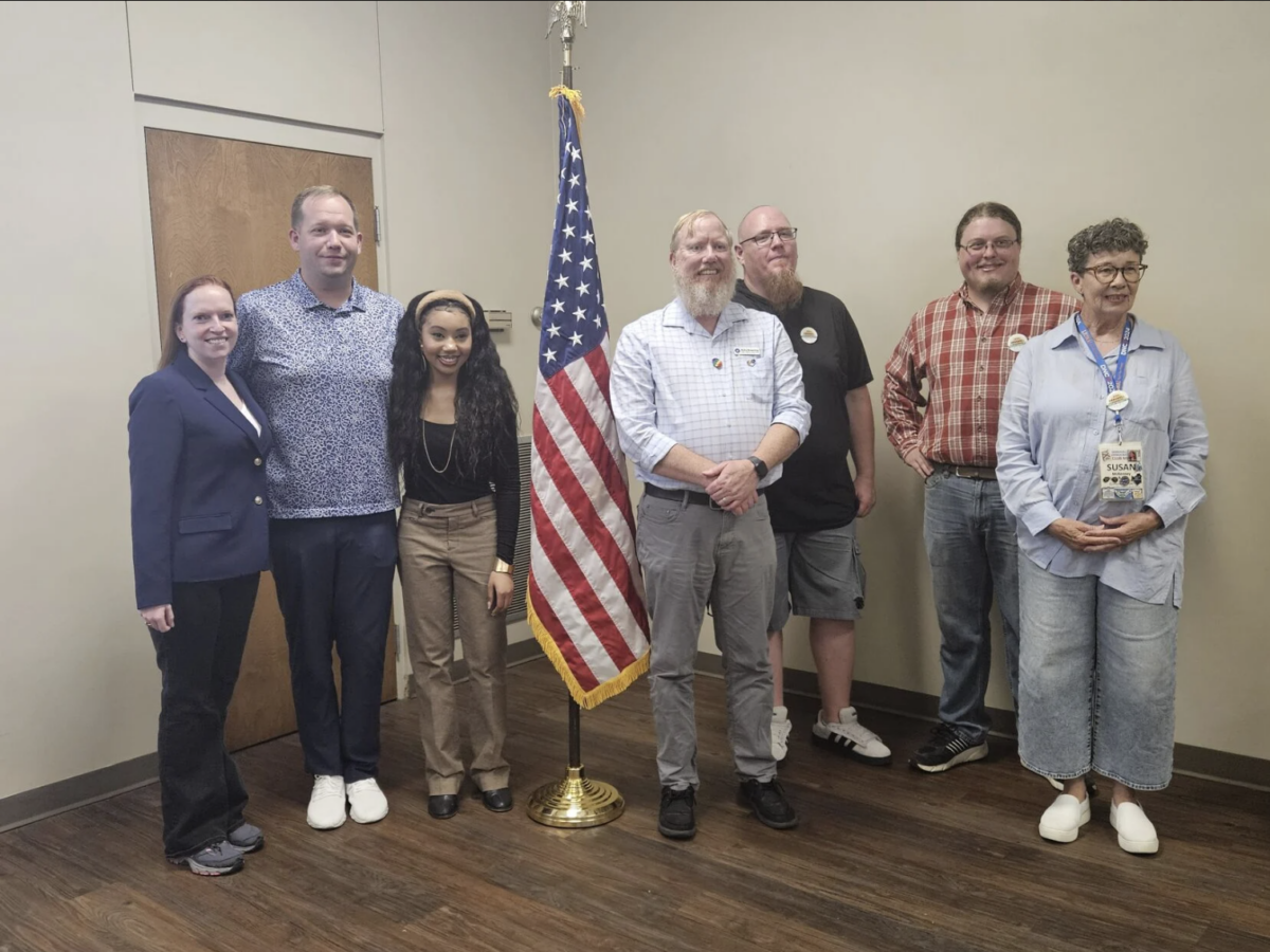 Young democrats speak At Marshall County Club